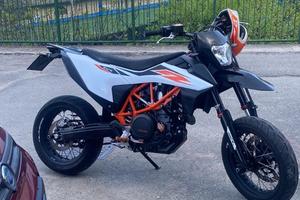 Ktm 690 smc - 2020