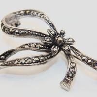 Classica spilla argento marcasite anni 30