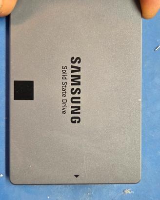 Hard disk SSD Samsung 840 Evo da 750 giga sata