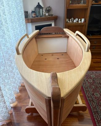 Culla a dondolo in legno neonati