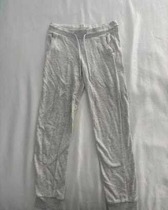 Pantaloni tuta