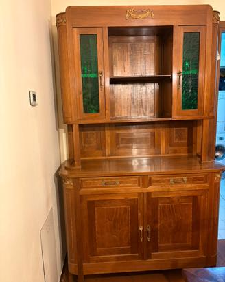 Credenza antica