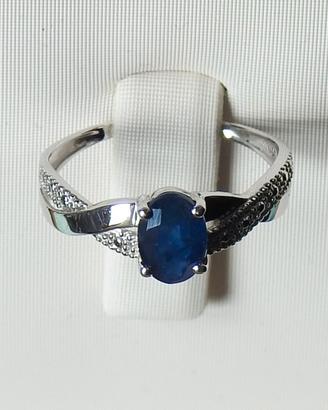 Anello Stroili con Zaffiro Ovale e Diamanti -