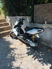 aprilia sr 50