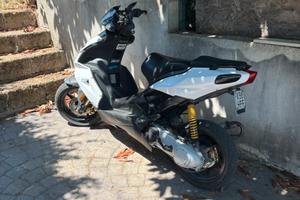 aprilia sr 50