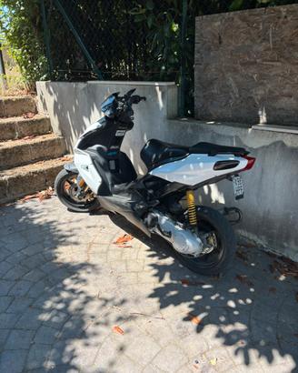 aprilia sr 50