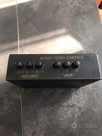 Commutatore prese scart