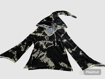 Maglia in velluto con maniche e cappuccio a punta