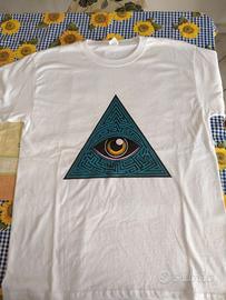 T shirt bianca con stampa illuminati taglia M uomo