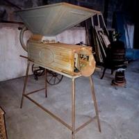 F.lli Ricco la Spezia flour mill-Diraspatrice uva