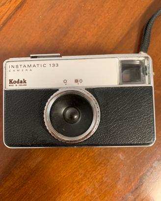 MACCHINA FOTOGRAFICA KODAK INSTAMATIC 133