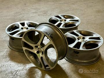 Cerchi Originali Alfa Romeo MiTo R18 215/40