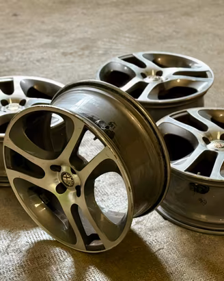 Cerchi Originali Alfa Romeo MiTo R18 215/40