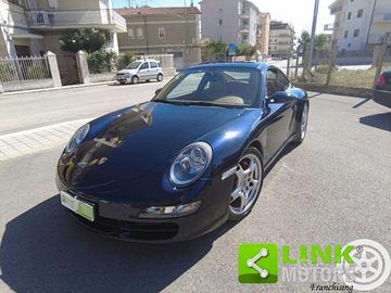 PORSCHE 911 Carrera 4S Coupé