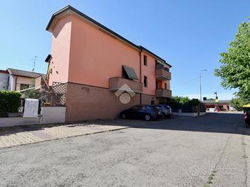 2 LOCALI A REGGIO NELL'EMILIA