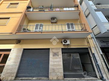 NEGOZIO A BARI