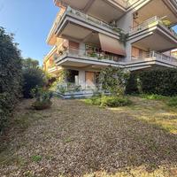 4 LOCALI A SANTA MARINELLA