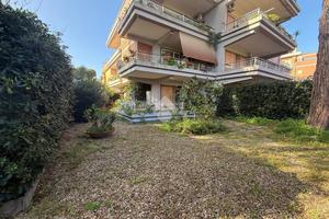 4 LOCALI A SANTA MARINELLA