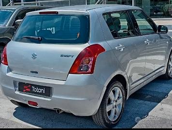 Suzuki Swift 2005