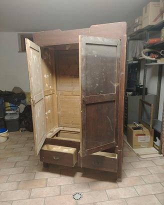 Armadio rustico