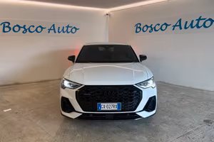 Audi Q3 Sportback 40 2.0 tdi Identity Black quattr