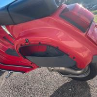 Raro portaoggetti laterale nuovo x vespa pk