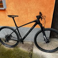 MTB Focus 29”