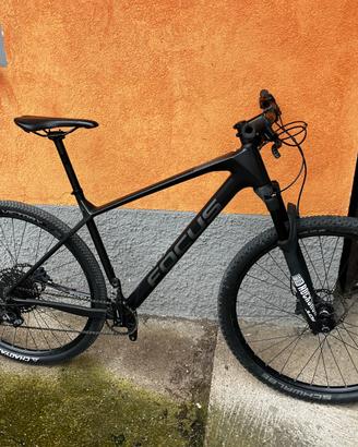 MTB Focus 29”