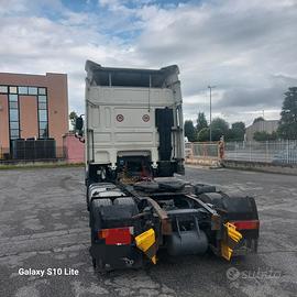 Trattore stradale DAF XF105