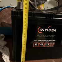 Batteria yuasa 12v 45ah nuova