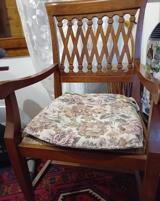 Sedia capotavola in legno