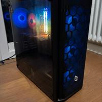 PC gaming fisso RGB