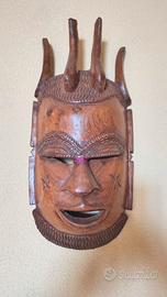 Maschera in legno originale africana