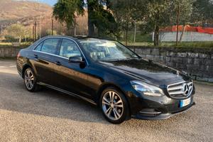 Mercedes E 220