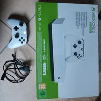Xbox One S 1TB + 1 controller 🔥