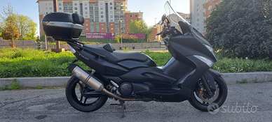 Tmax 500. Nessun intervento da fare