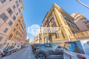 TRILOCALE CON AMPIO SPAZIO ESTERNO