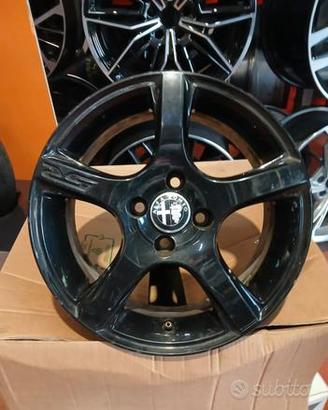 CERCHIO IN LEGA ALFA ROMEO 15 POLLICI