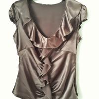 Elegante top in sensuale raso color cioccolato