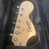 chitarra elettrica  Squier strat Fender affinity