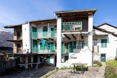 CASA INDIPENDENTE A ANGROGNA