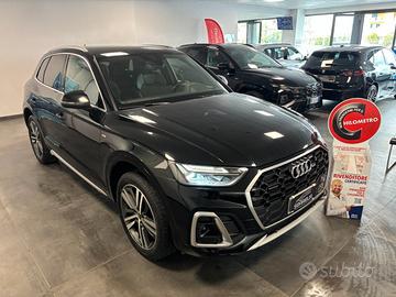 Audi Q5 4X4 S Line Plus Quattro 40 2.0 tdi mhev s-