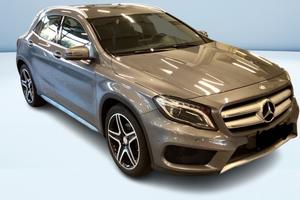 GLA 180 PREMIUM AMG STYLE