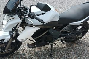 Kawasaki ER6N 2009