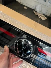 Faro centrale VW Taigo
