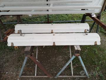 coppia di lampade al neon in metallo e vetro