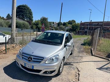 Mercedes-benz B 180 CDI Premium NEOPATENTATI