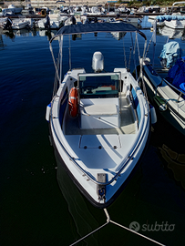 Barca Open Con Motore 40cv 4 tempi