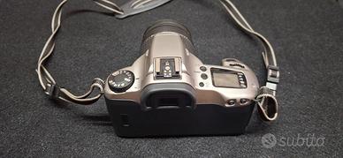 canon eos 3000n macchina fotografica 