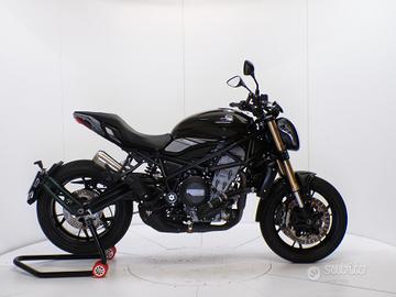 Benelli 752 S